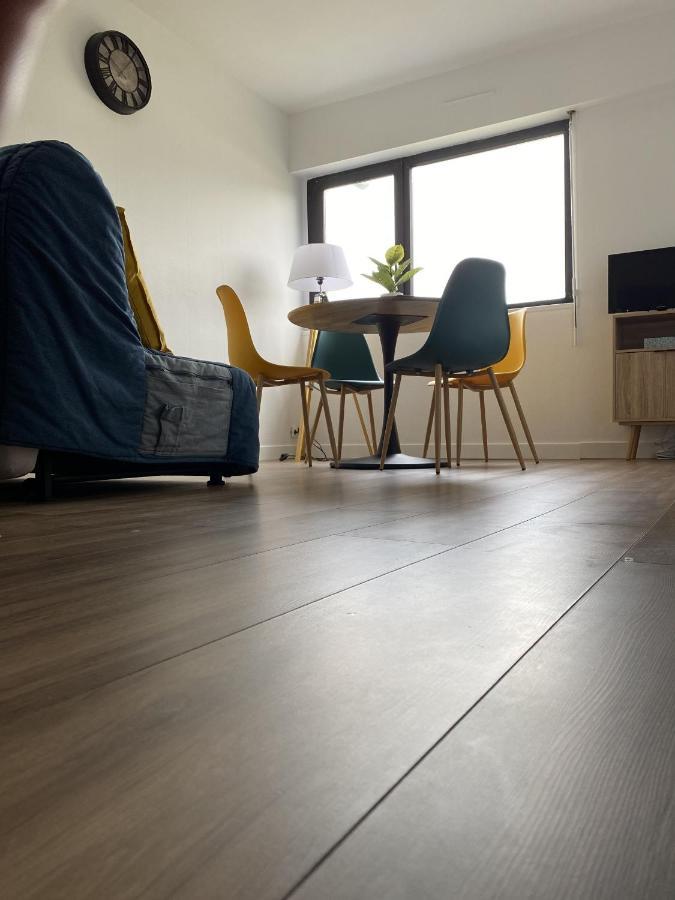 Super Appartement Cosy, Parking Prive كورسول-سور-مار المظهر الخارجي الصورة