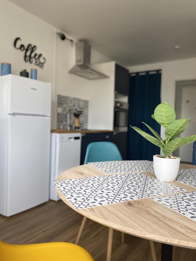 Super Appartement Cosy, Parking Prive كورسول-سور-مار المظهر الخارجي الصورة